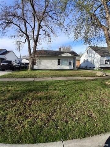 22301 Lange St - Photo 2 of 15