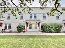 206 Carpenter St #3 - Photo 1 of 1