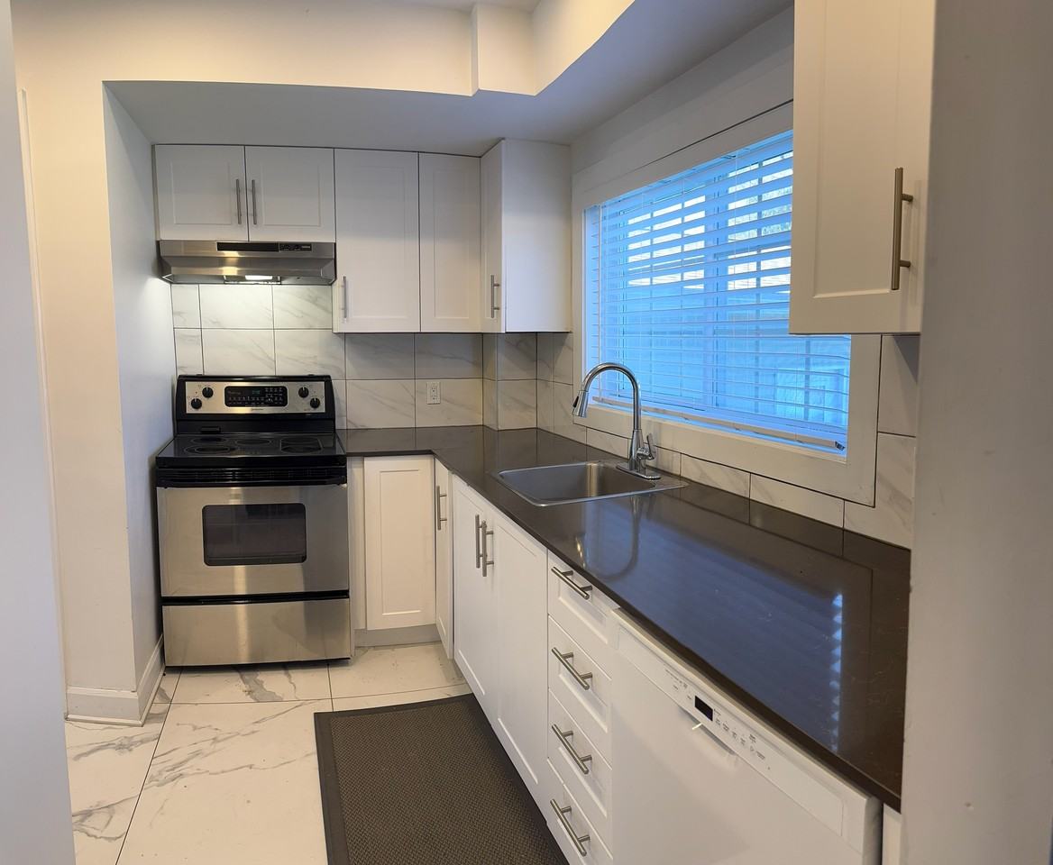 4039 Rue Jean - Photo 2 of 10