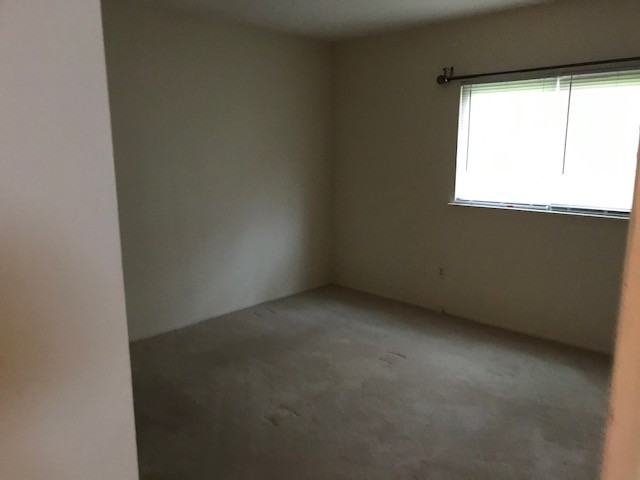 27547 Oneil St #1 - Photo 5 of 6