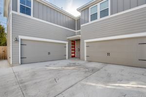 featured image of 252 Claremont Ave #102