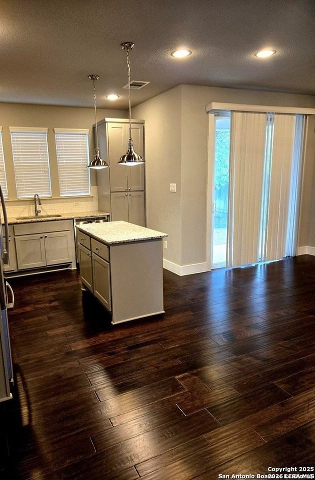 252 Claremont Ave #102 - Photo 3 of 12