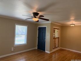 443 Irvington Dr - Photo 1 of 1