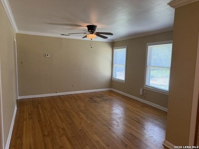 443 Irvington Dr - Photo 3 of 7