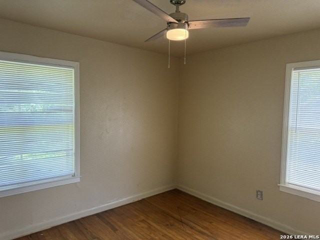 443 Irvington Dr - Photo 6 of 7