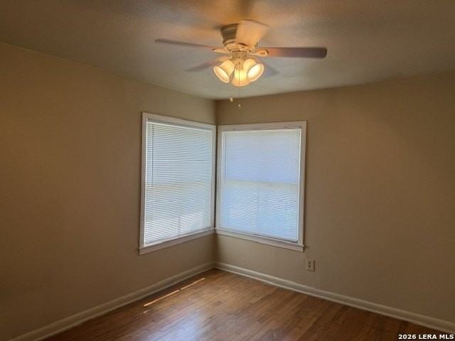 443 Irvington Dr - Photo 7 of 7
