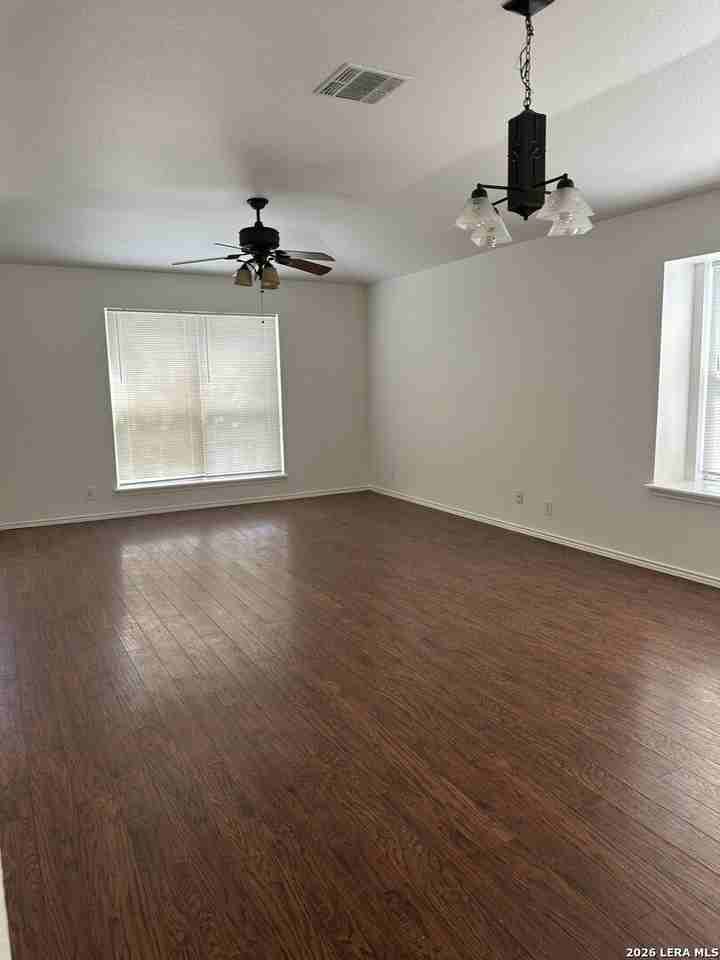 5601 Timber Star - Photo 4 of 18