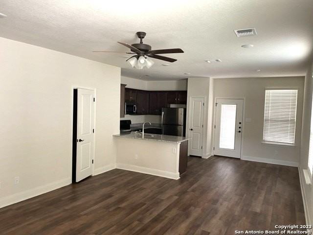 10317 Lynwood Vlg #101 - Photo 2 of 20