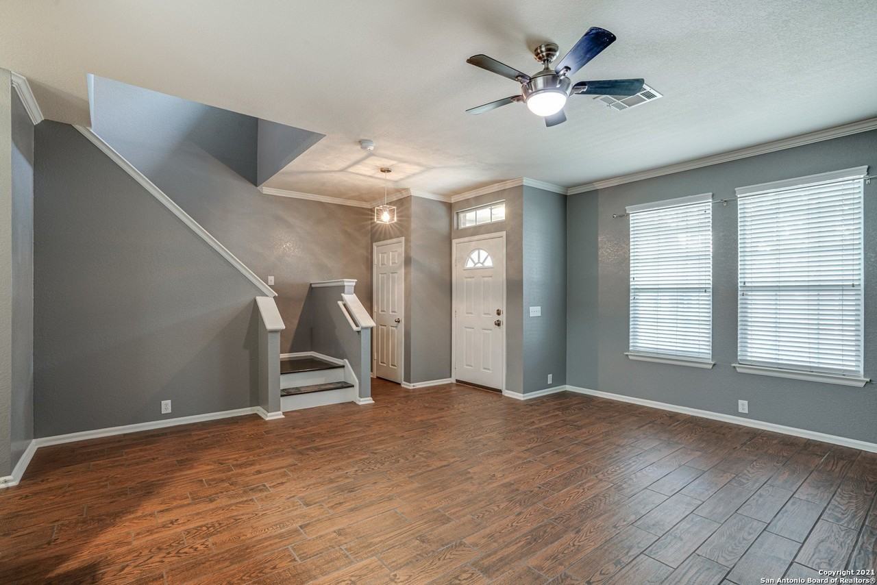 2640 Grayson Way #2640 - Photo 4 of 27