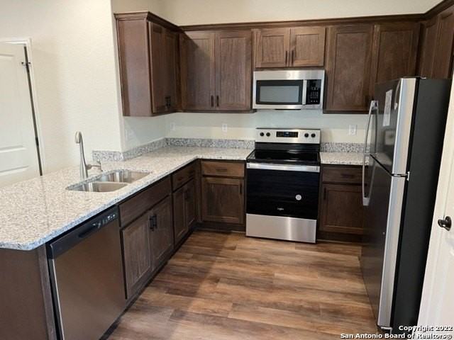 10329 Lynwood Vlg #101 - Photo 3 of 12