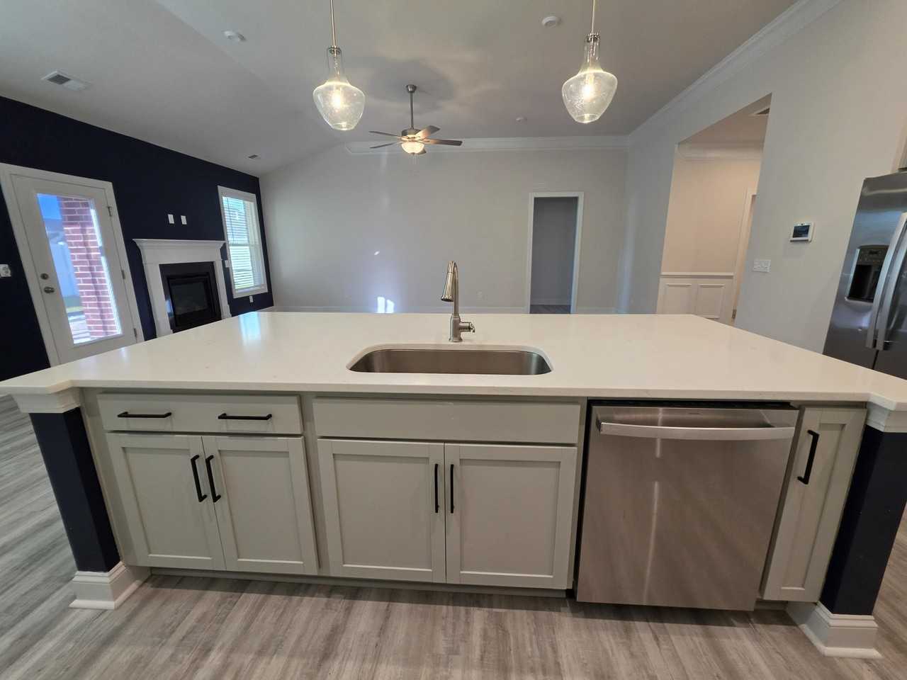 3360 Rustic Dr - Photo 6 of 50