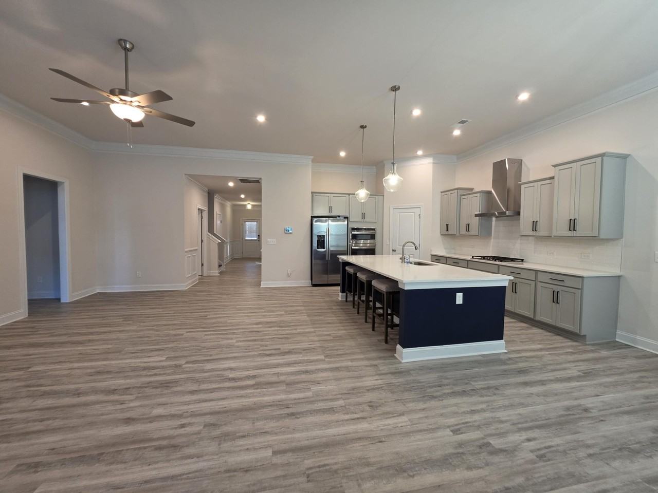 3360 Rustic Dr - Photo 7 of 50