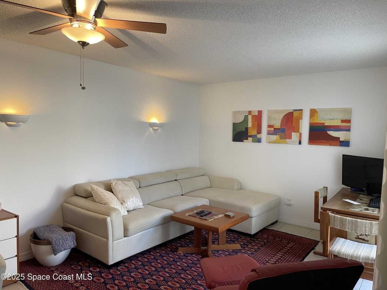 1431 Sheafe Ave Ne #104 - Photo 7 of 12