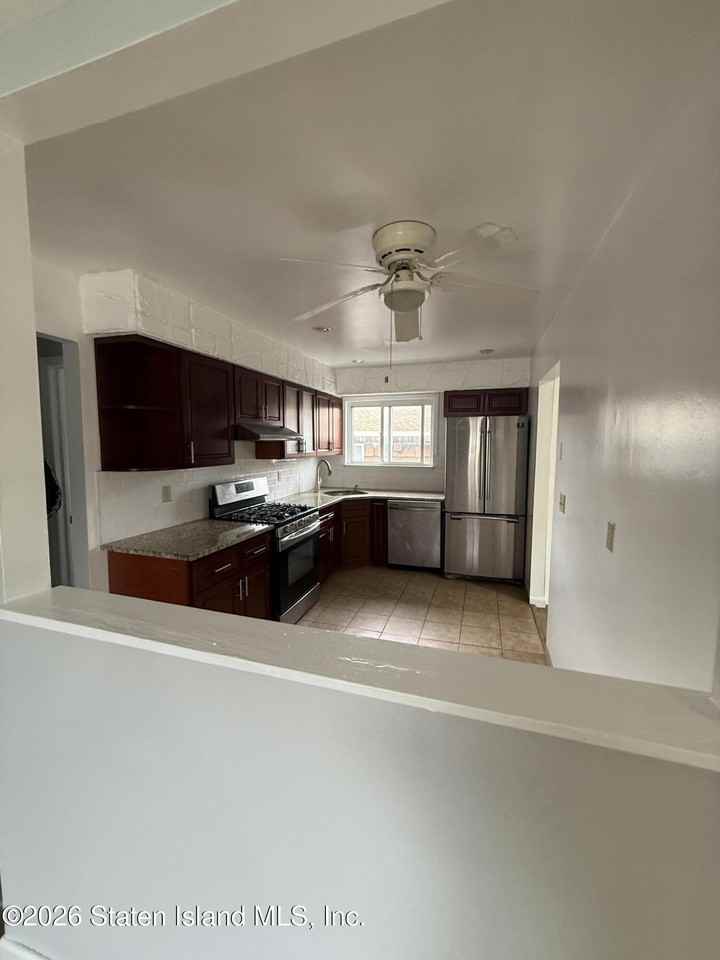 37 E Stroud Ave #2 - Photo 2 of 7