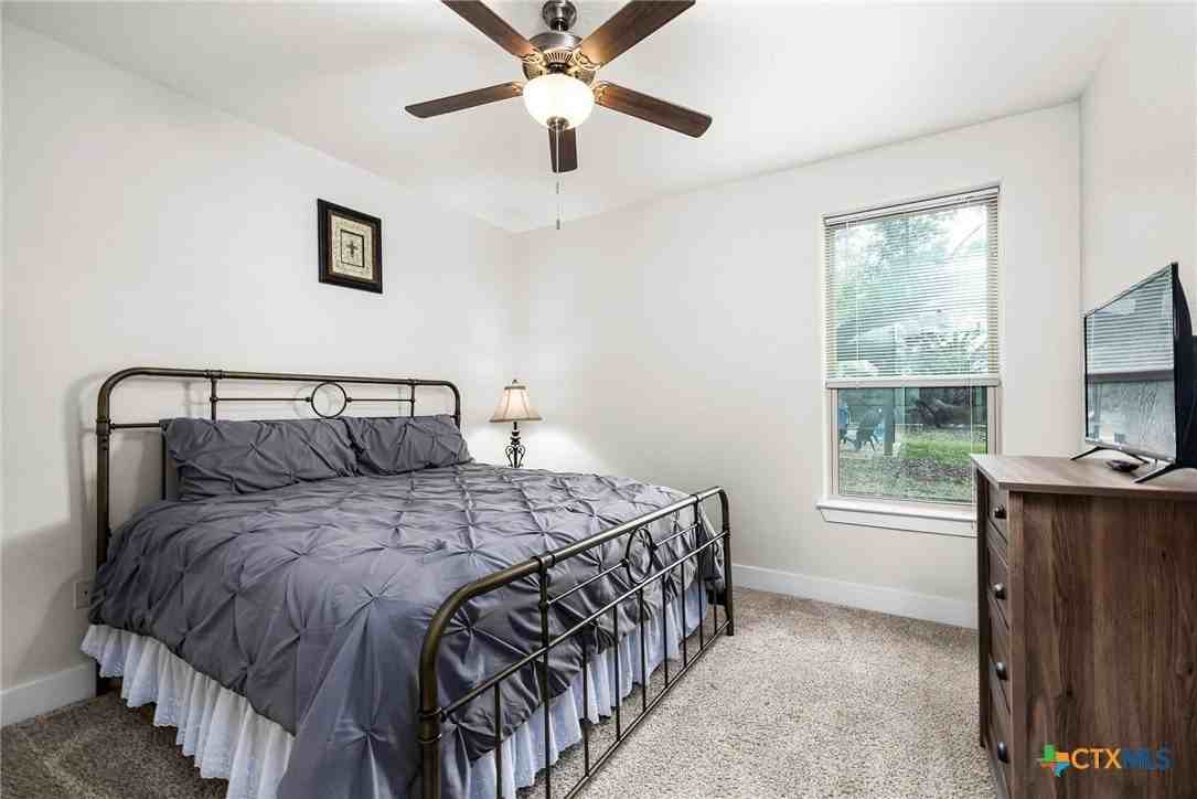618 Wagon Wheel Dr - Photo 7 of 33