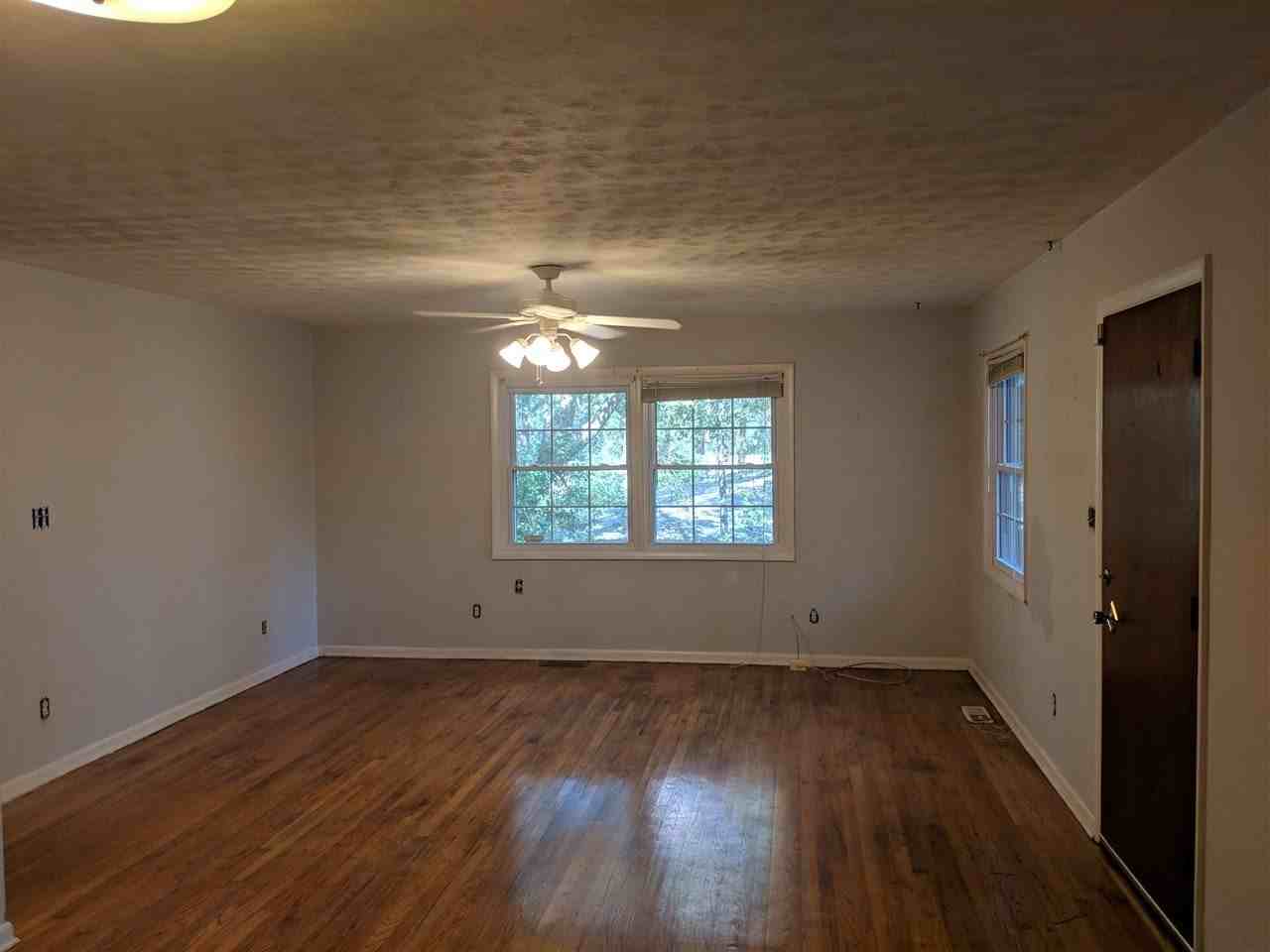 1030 Marys Dr - Photo 3 of 20