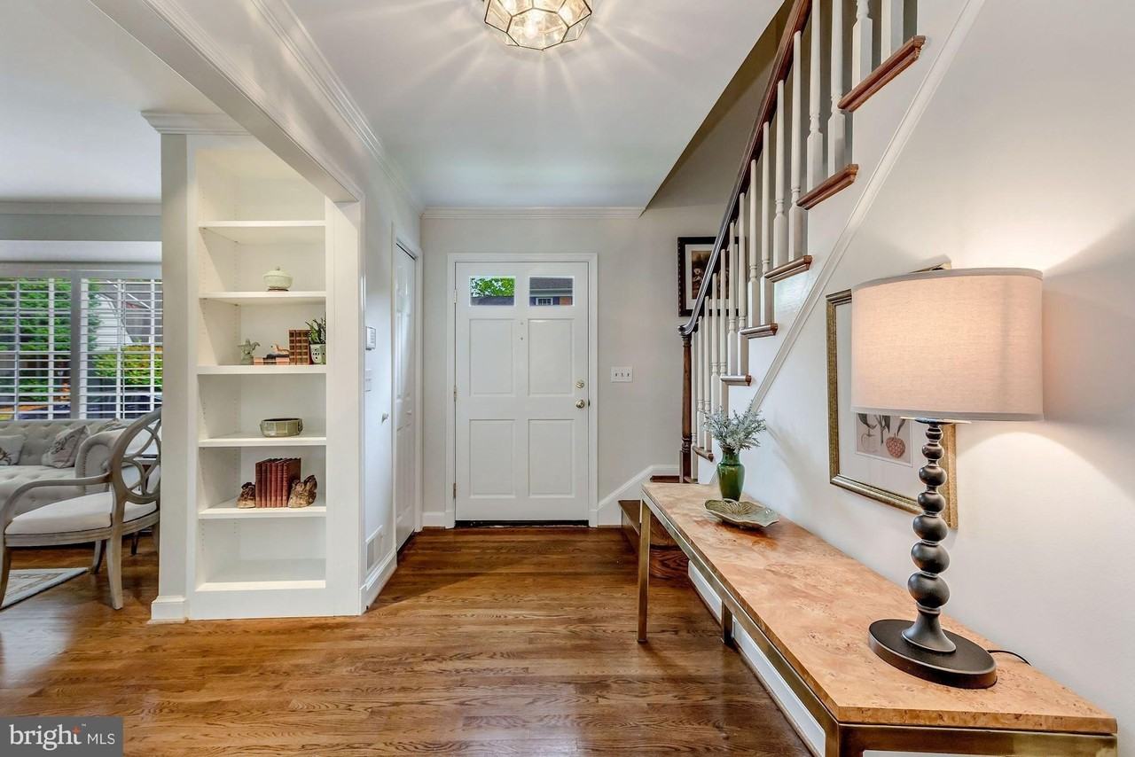 5106 Yuma St Nw - Photo 2 of 26