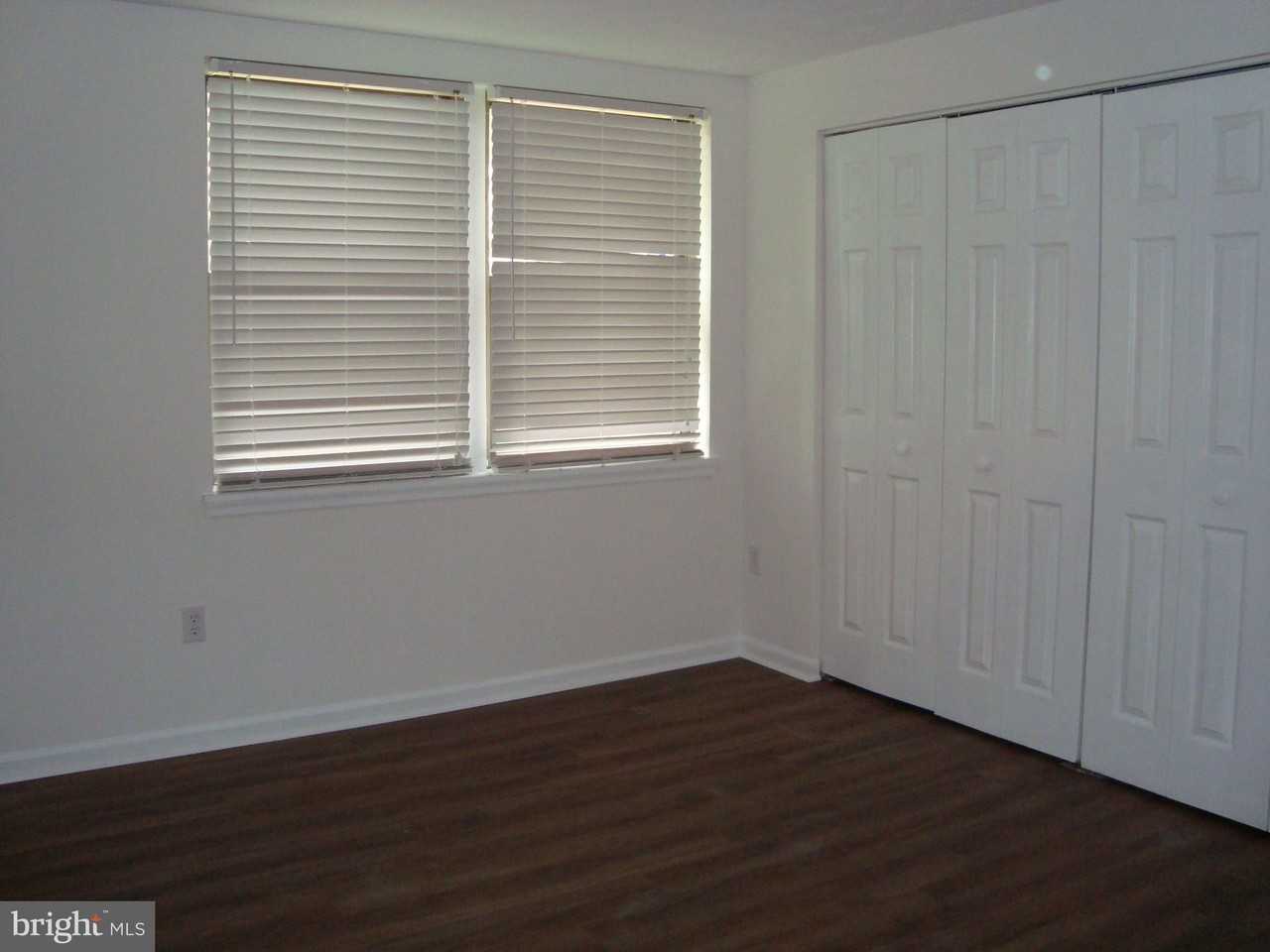 18704 Caledonia Ct #B - Photo 6 of 21