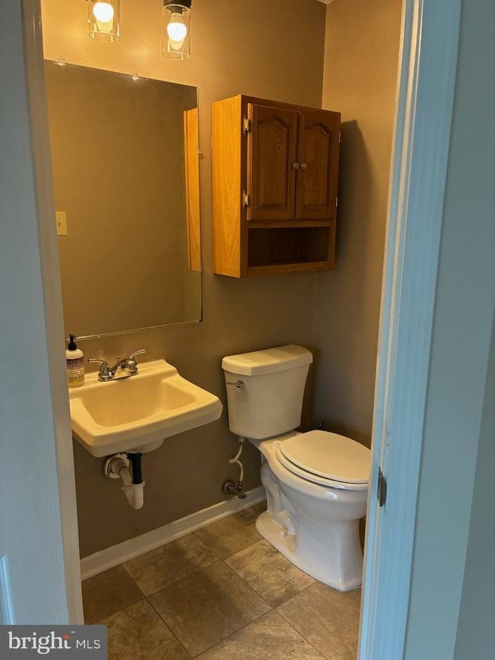 1537 Violet Dr - Photo 6 of 11