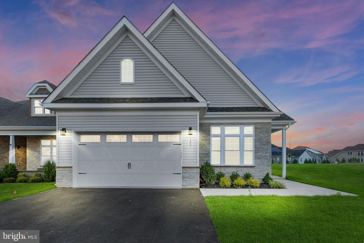 105 Samjan Cir - Photo 2 of 44