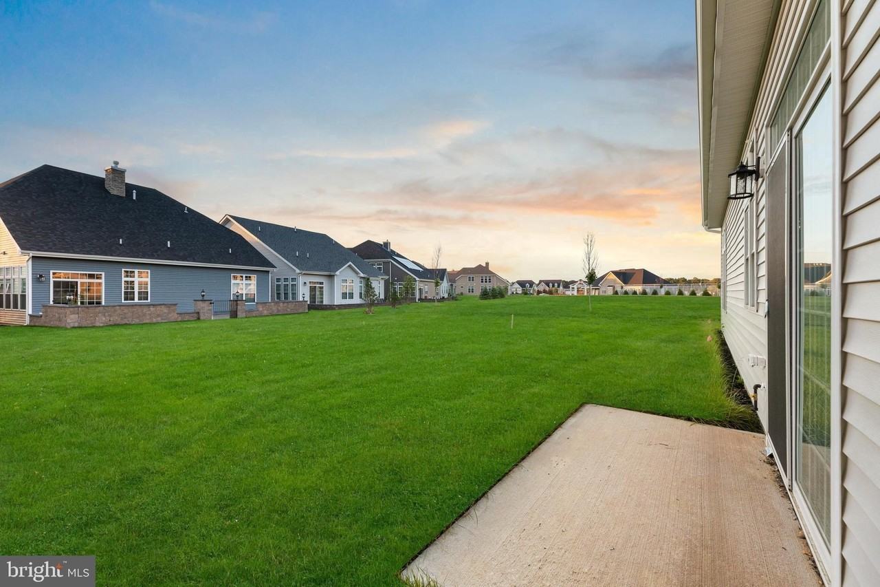 105 Samjan Cir - Photo 7 of 44