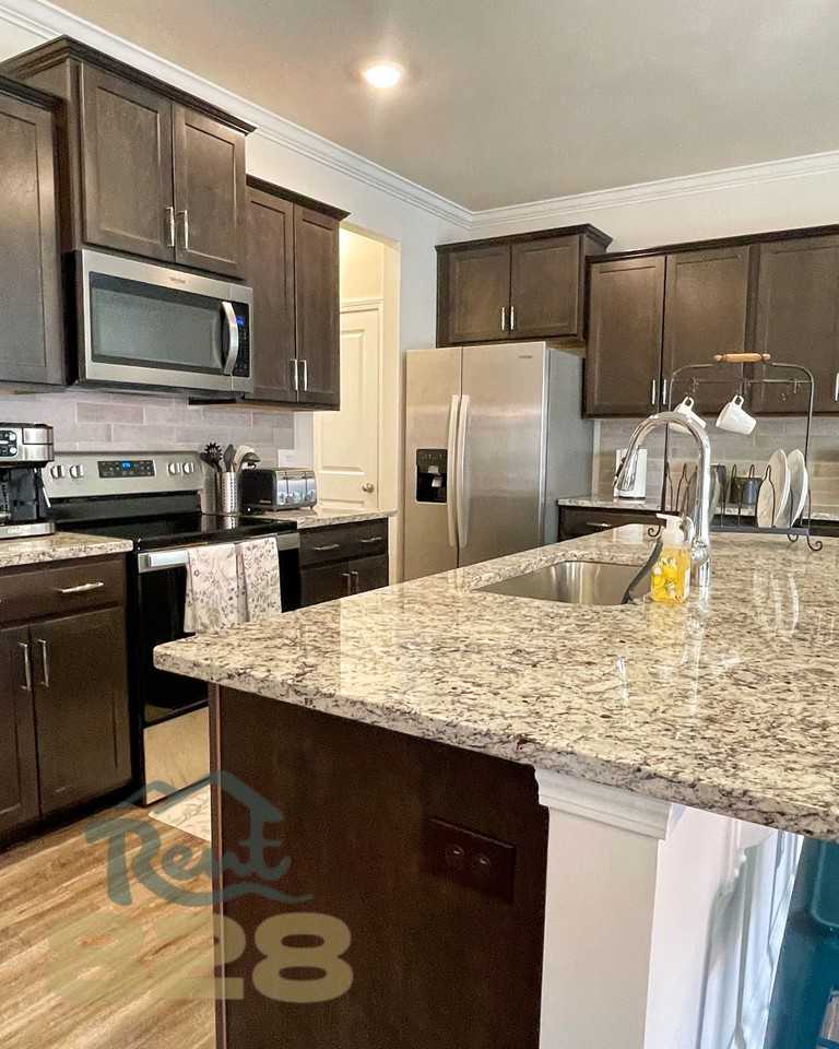 63 Creekview Rd #1 - Photo 5 of 25