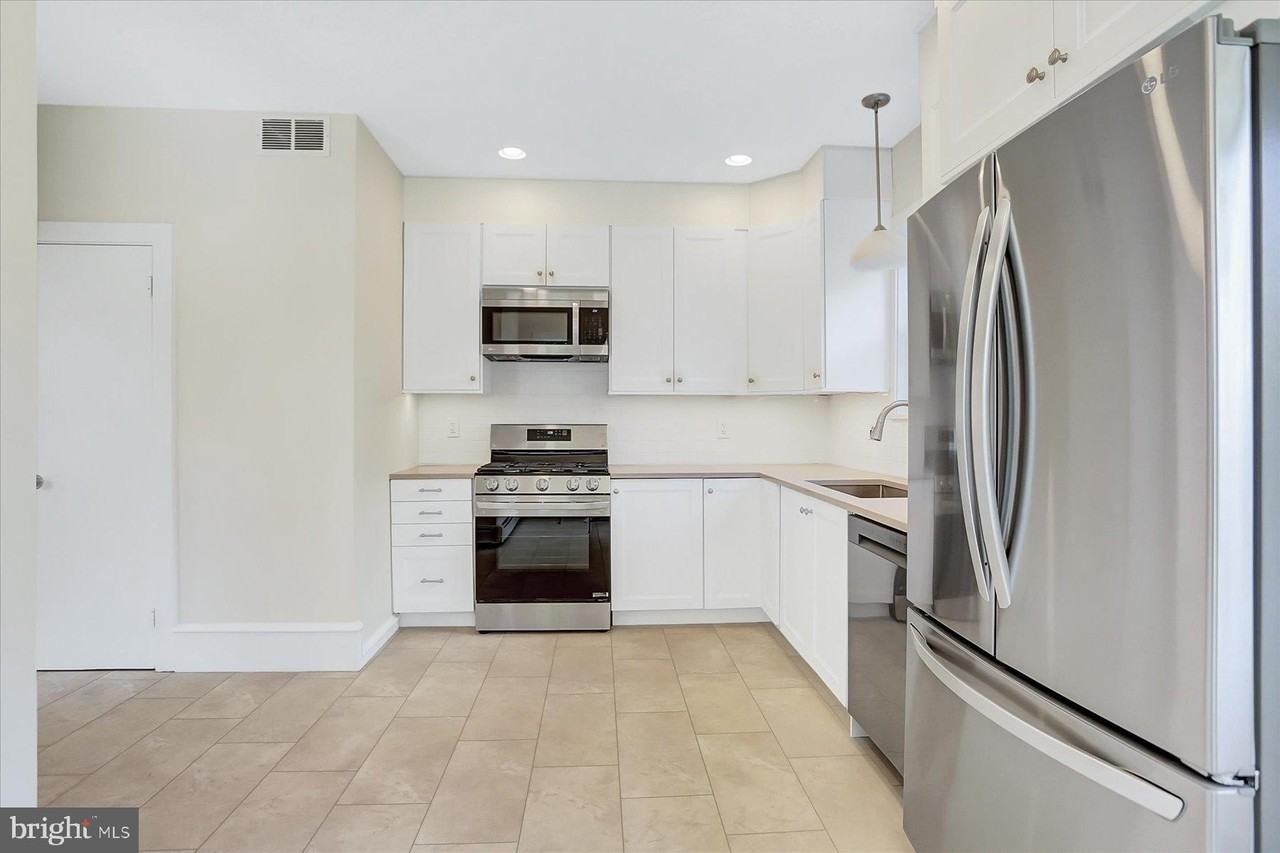 37 S 24th St - Photo 3 of 31