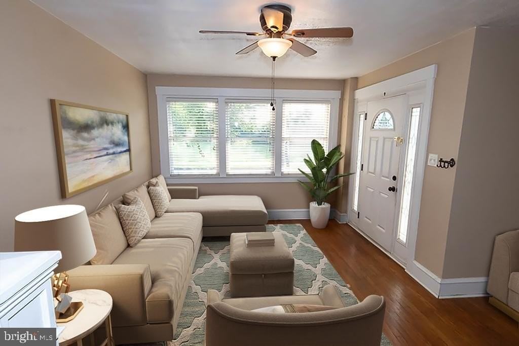 335 Stuart Ave - Photo 4 of 16