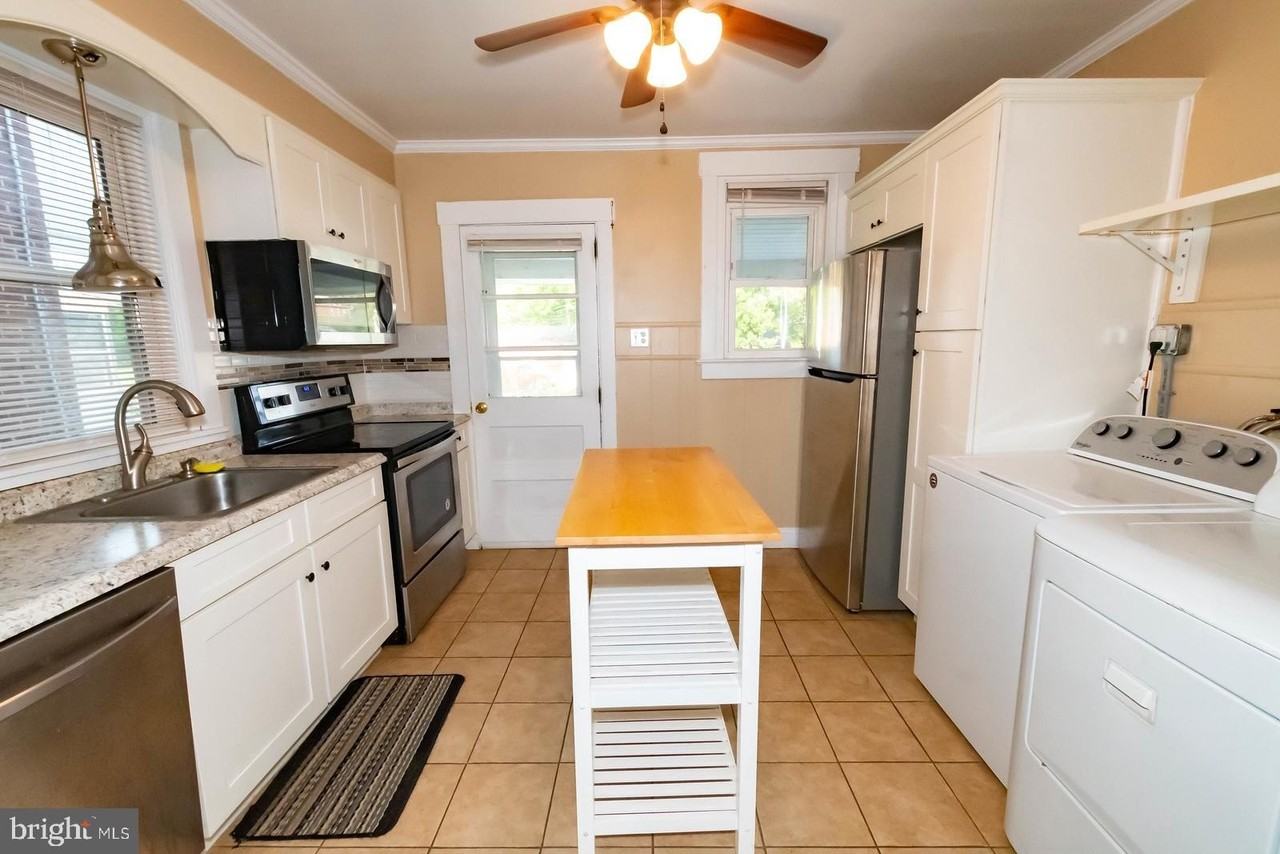 335 Stuart Ave - Photo 6 of 16