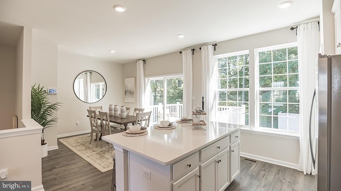 1112 Meadowlark Dr - Photo 6 of 8