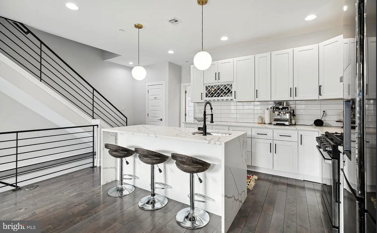 2813 Tilton St - Photo 6 of 33