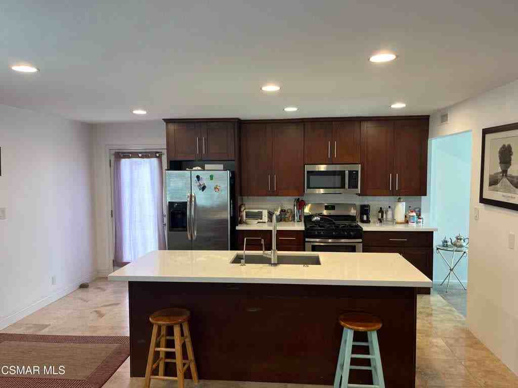825 Merced Dr - Photo 2 of 5