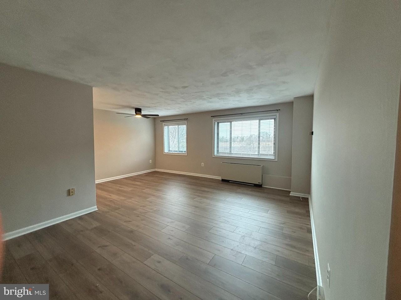 1200 S Arlington Ridge Rd #605 - Photo 2 of 23