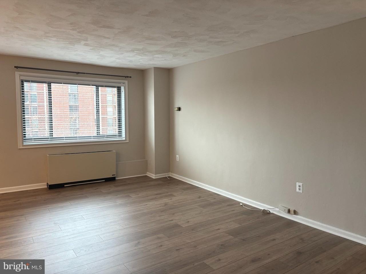 1200 S Arlington Ridge Rd #605 - Photo 7 of 23