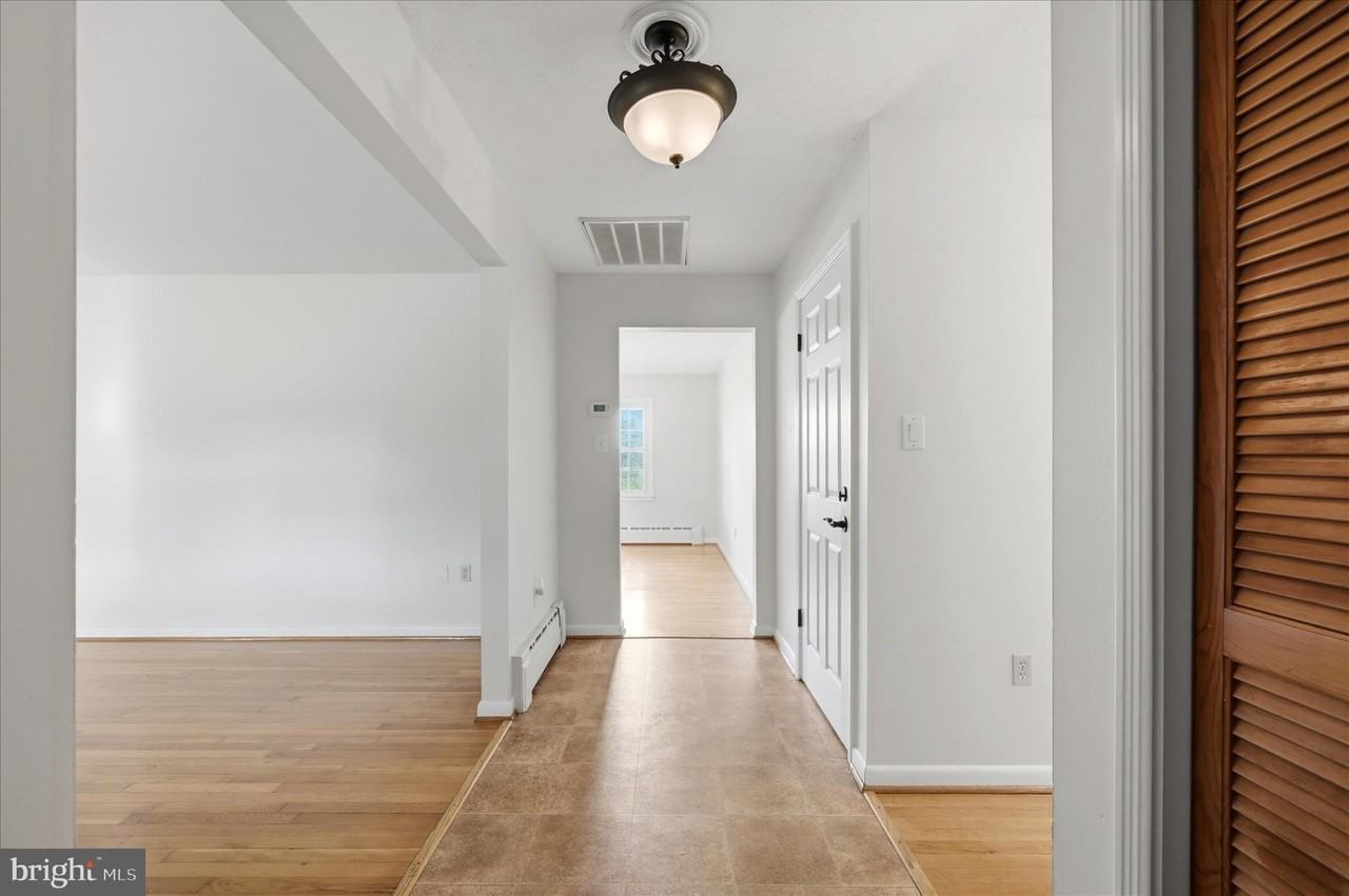 4838 Valley Pike - Photo 7 of 40