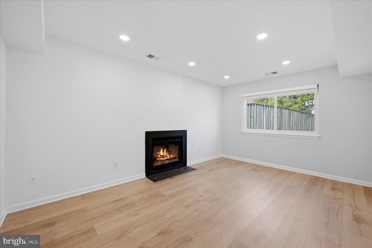 13214 Jasper Rd - Photo 5 of 20