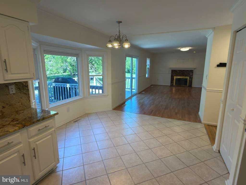 8201 Bell Ln - Photo 5 of 11
