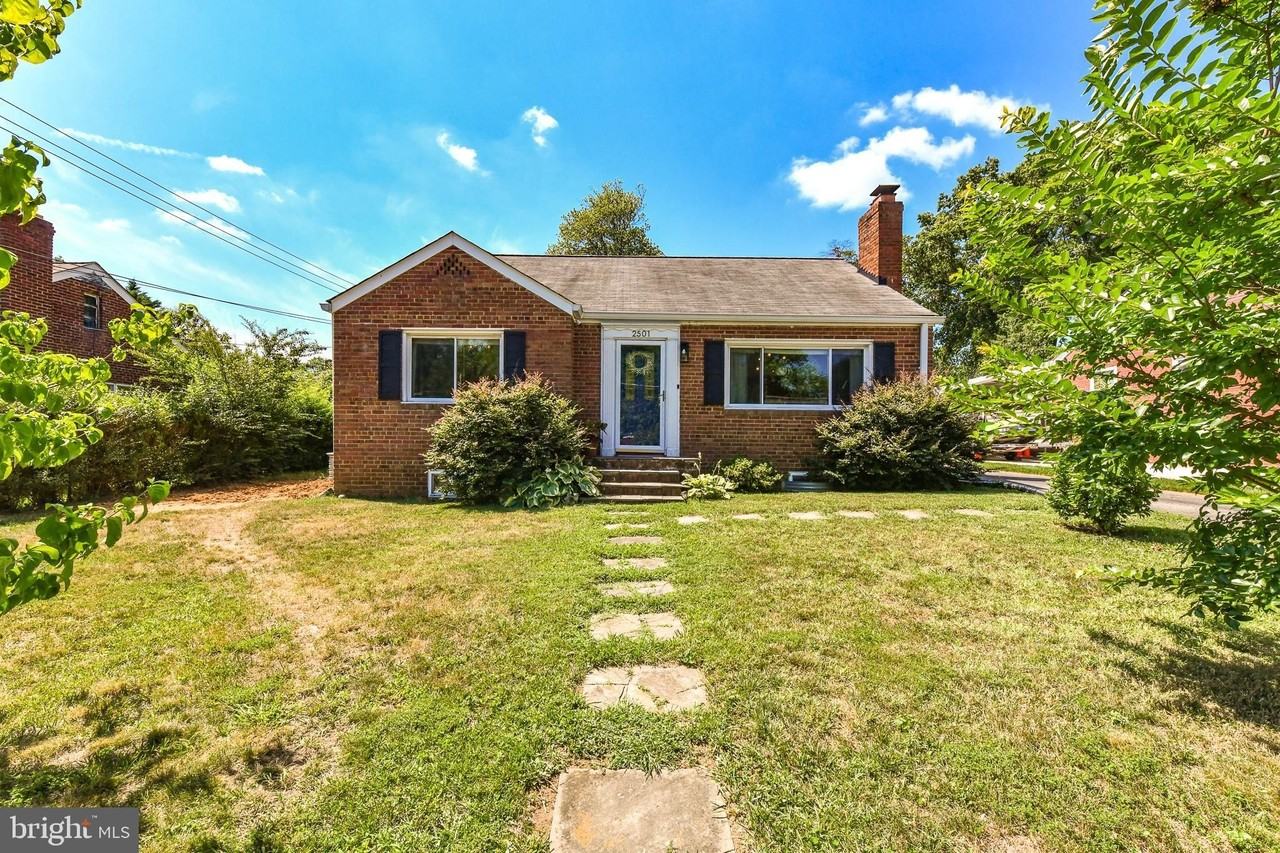 2501 Phillips Dr - Photo 2 of 47