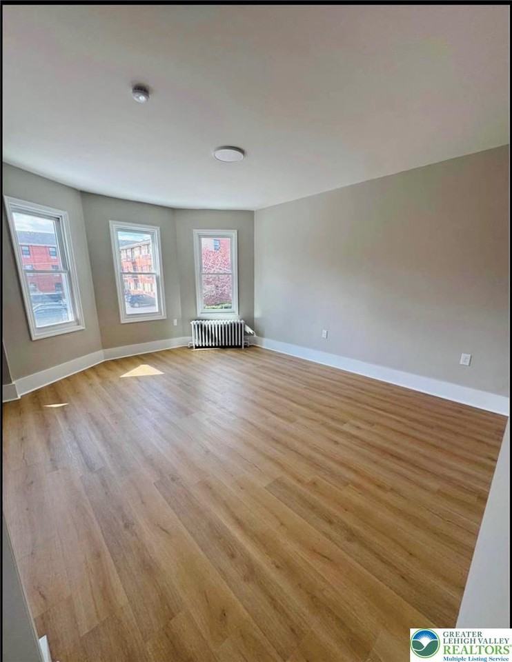 1343 Washington St ##2 - Photo 2 of 12