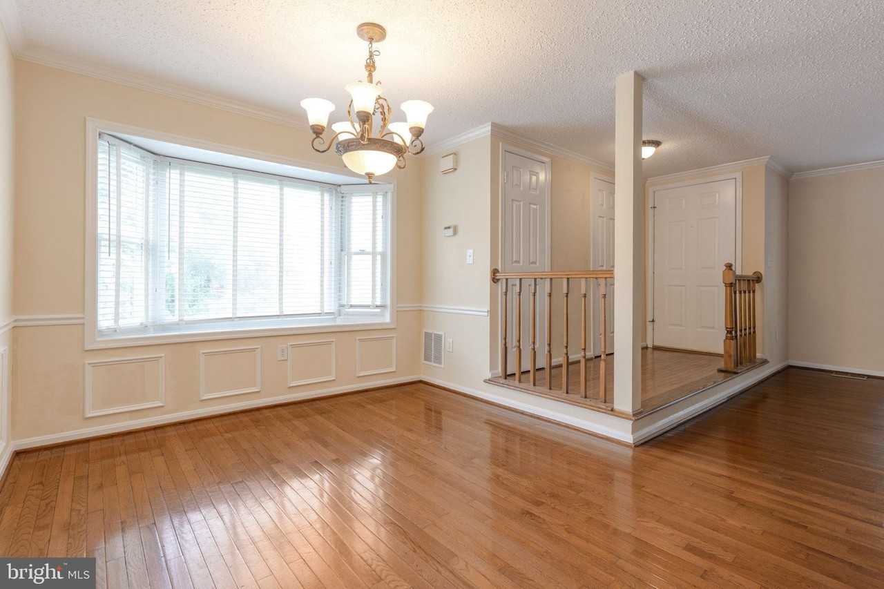 11557 Hill Meade Ln - Photo 5 of 50