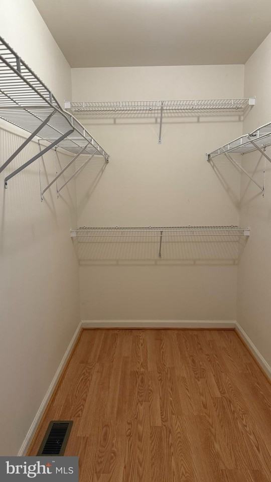 8607 Leslie Ct - Photo 7 of 14