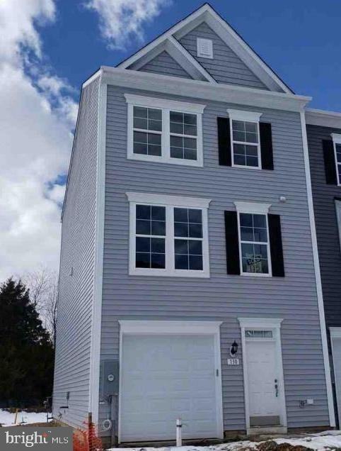 130 Metcalf Ter