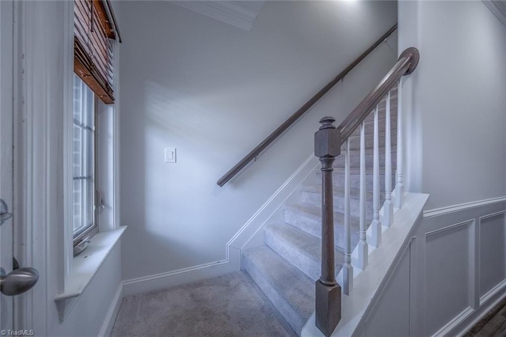 3836 Thistleberry Rd - Photo 4 of 28