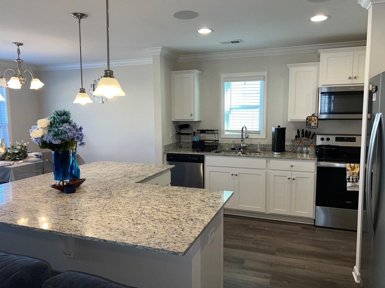 266 Mansell Park - Photo 7 of 22