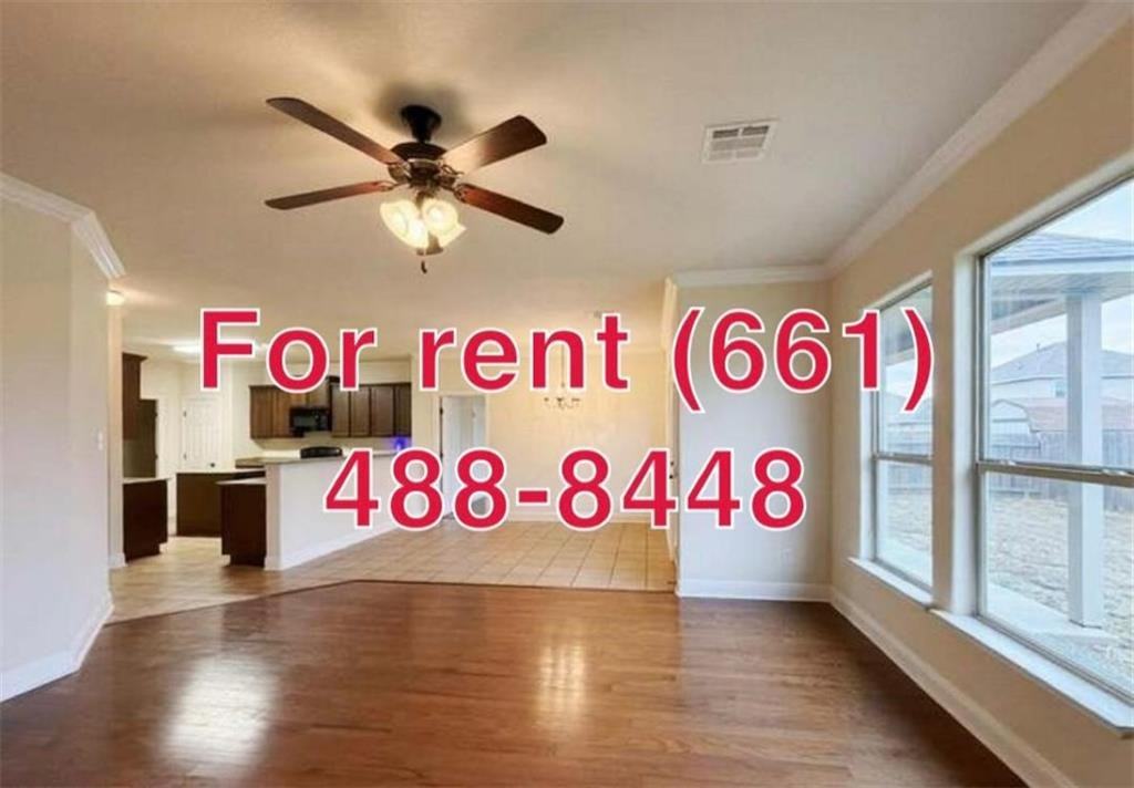 102 Endicott Dr - Photo 4 of 15