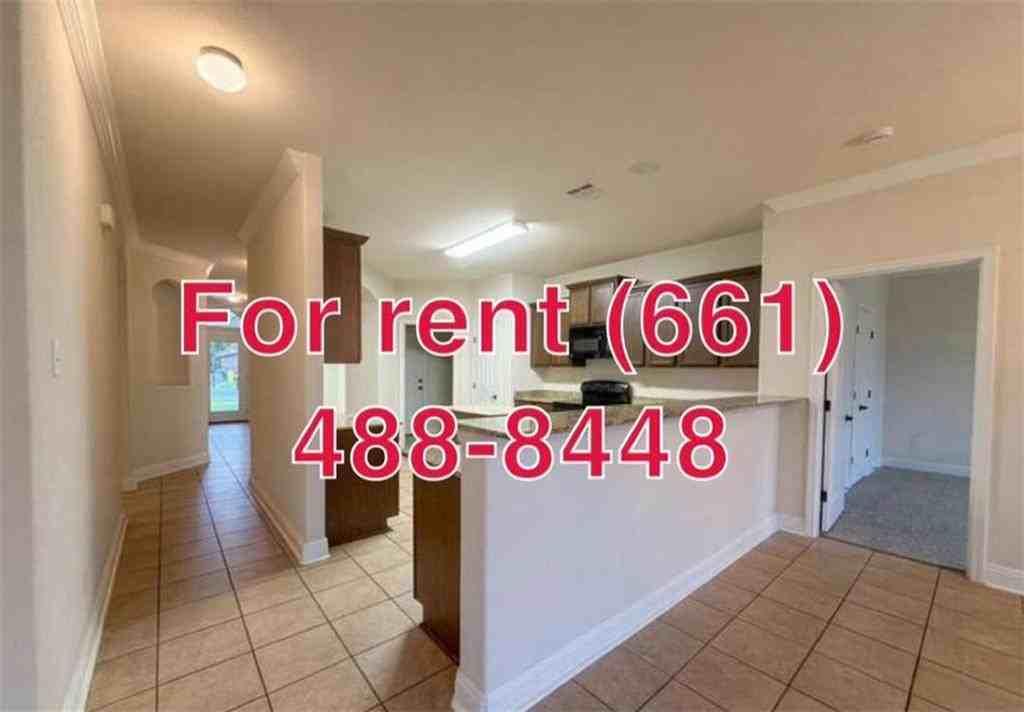 102 Endicott Dr - Photo 6 of 15