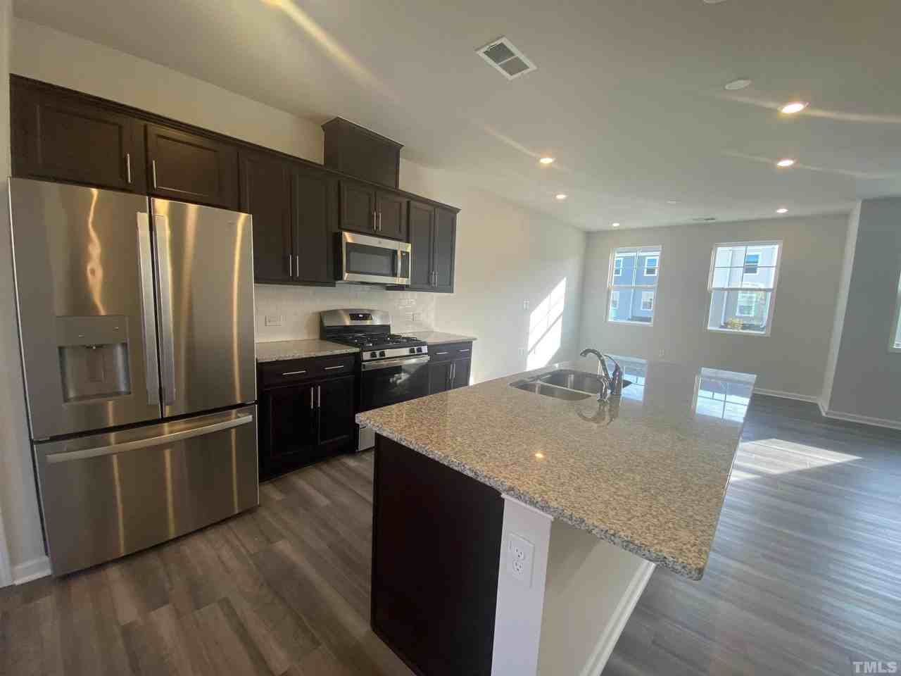 3026 Castle Loch Ln - Photo 5 of 34