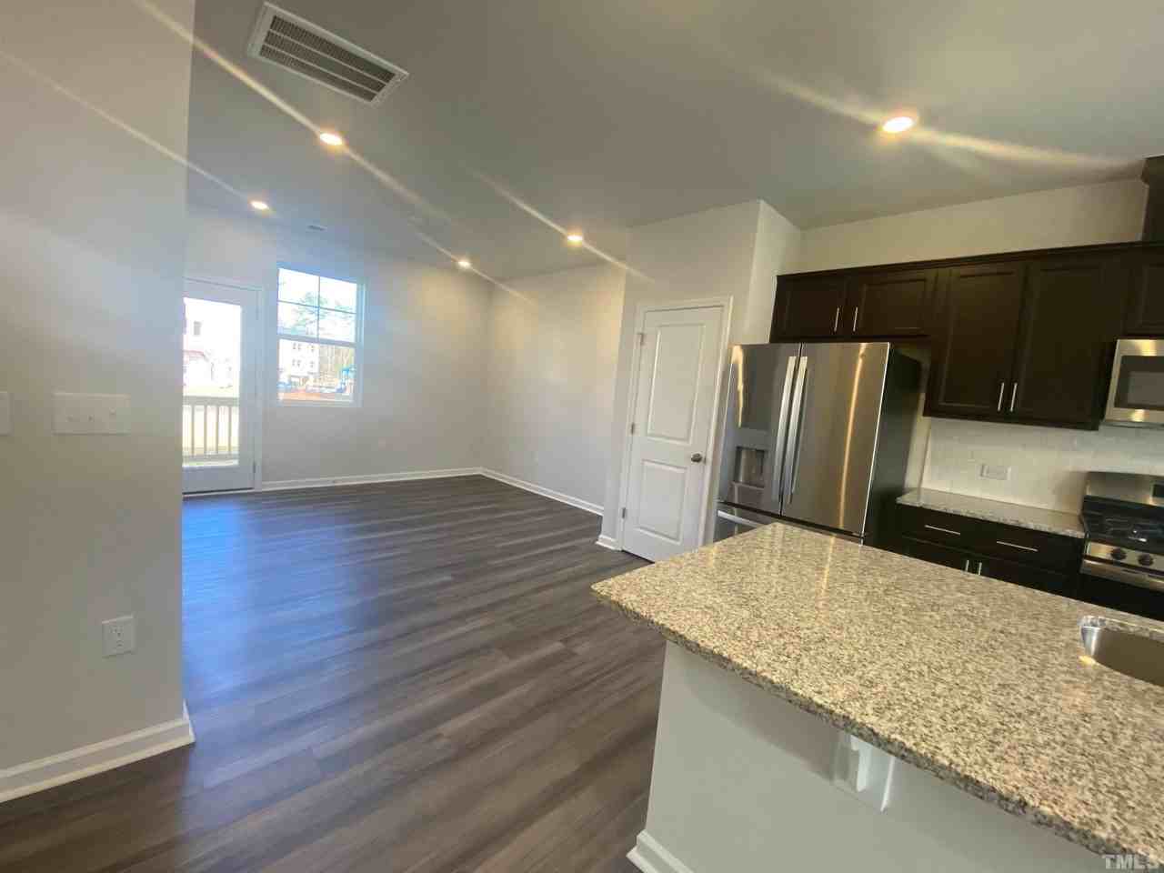3026 Castle Loch Ln - Photo 7 of 34
