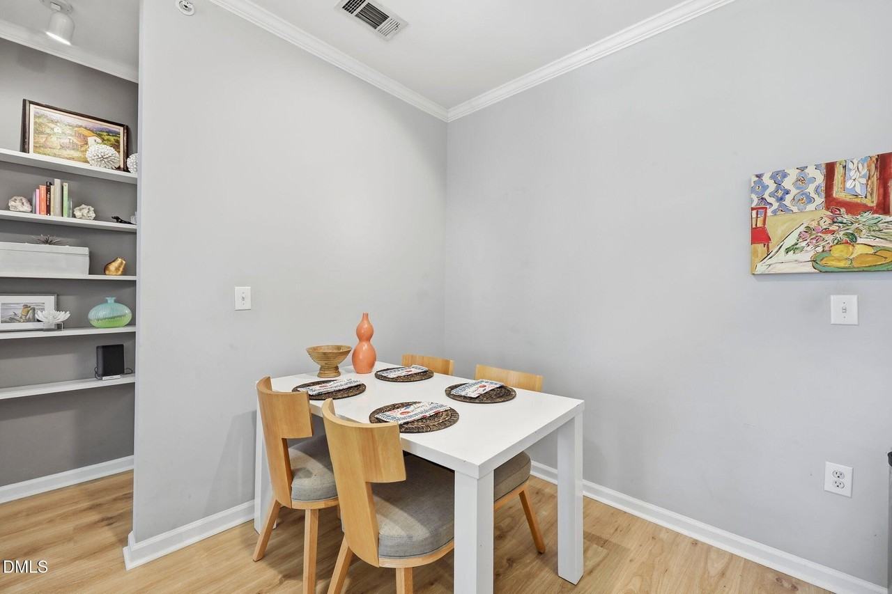 710 N Person St #306 - Photo 5 of 41