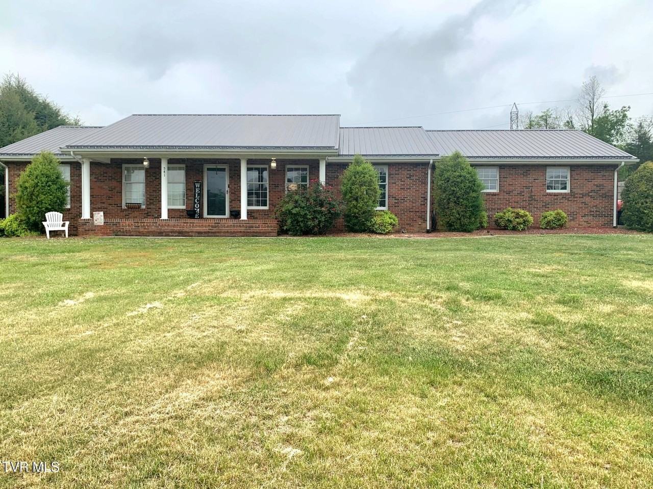 541 N Holston River Dr - Photo 2 of 11